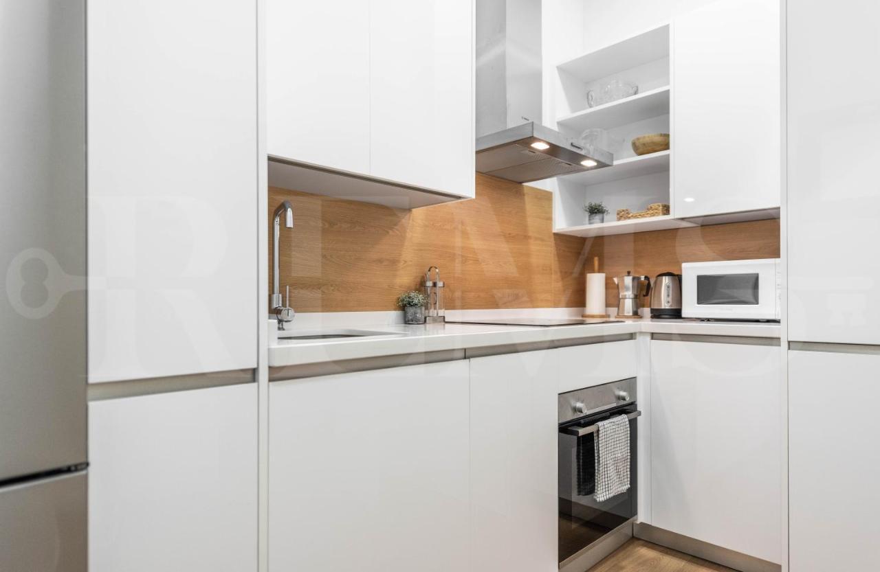 Dreamy Mediterranean Apartment With Parking - Center By Rems Málaga Exteriör bild