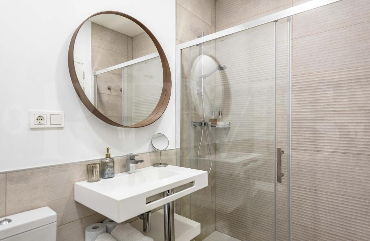 Dreamy Mediterranean Apartment With Parking - Center By Rems Málaga Exteriör bild